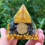 Orgonite Natural Alabaster Orgone Pyramid Crystal Energy Generator Healing Chakra Stone Metal Wire Gemstone Meditation Tool