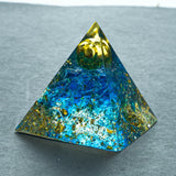 1.57Inch Natural Crystal Pyramid Energy Quartz Amethyst Reiki Healing Crystal Chakra Resin Pyramid Meditation Tool Home Decor